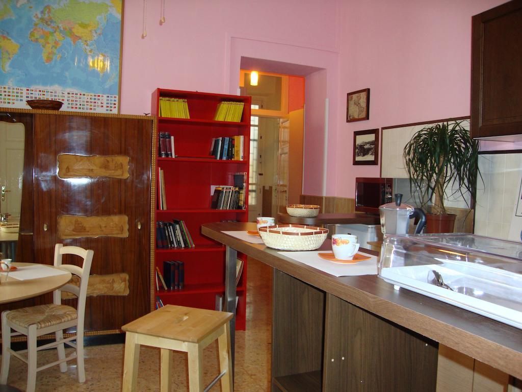La Maison Des Livres Reggio di Calabria Luaran gambar